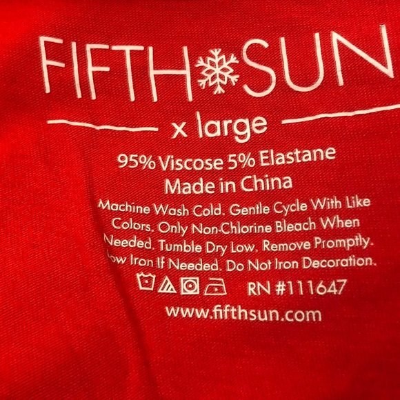 Fifth Sun Women Christmas Sleepshirt Master In Mistletoe Red Stretchy Graphic XL - Picture 6 of 6